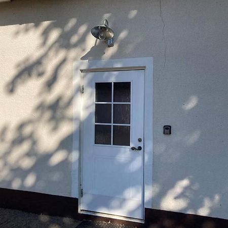 شقة Fin Laegenhet Mitt Pa Bjaerehalvoen Båstad المظهر الخارجي الصورة