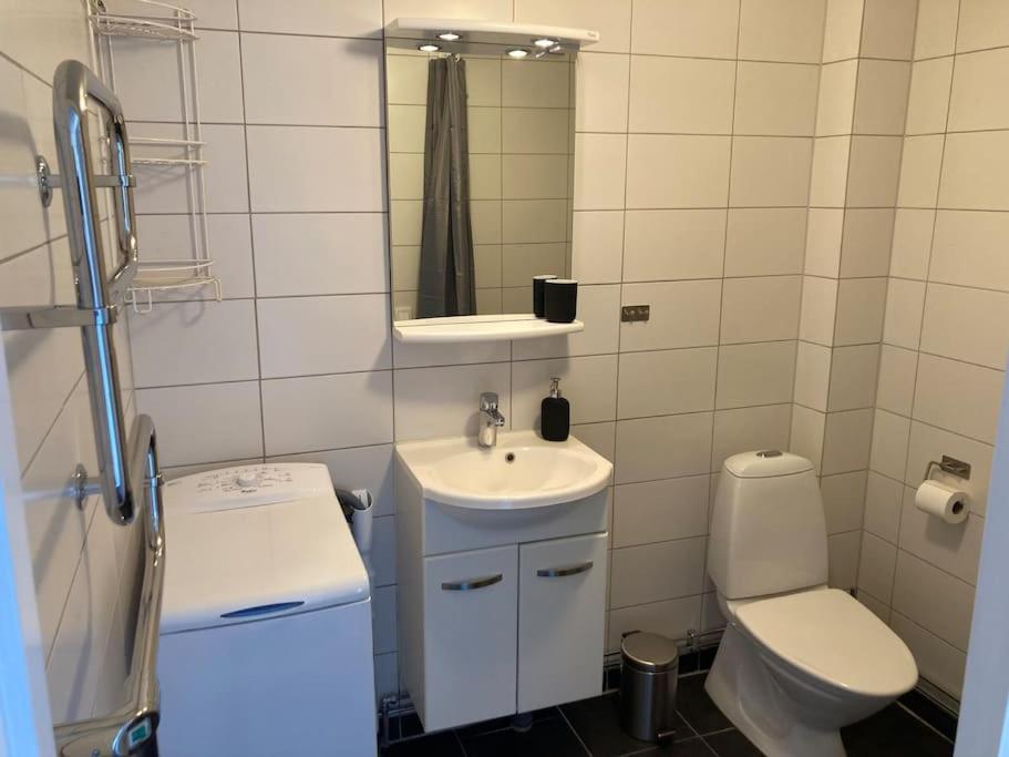 شقة Fin Laegenhet Mitt Pa Bjaerehalvoen Båstad المظهر الخارجي الصورة